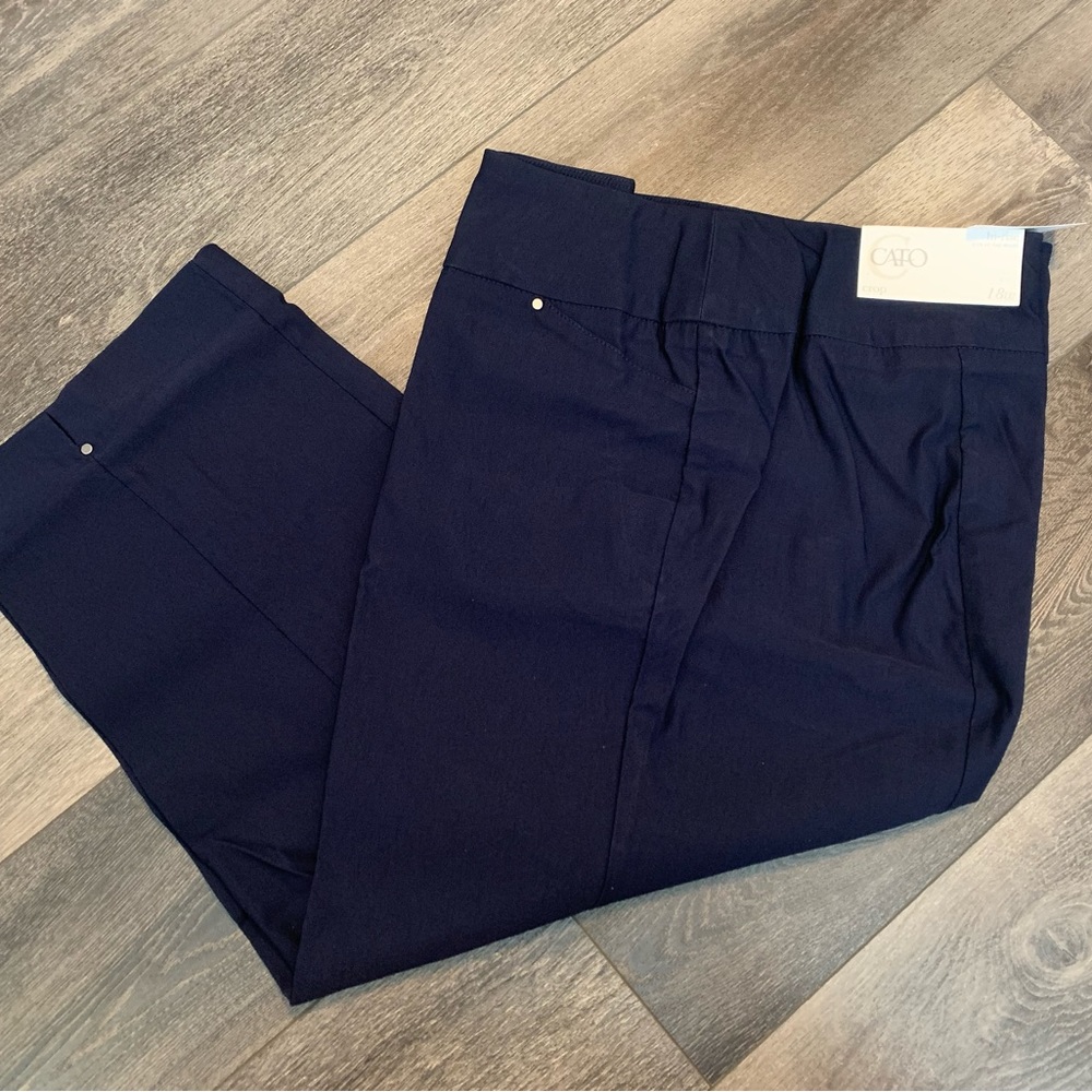 Cato Hi-rise crop pants